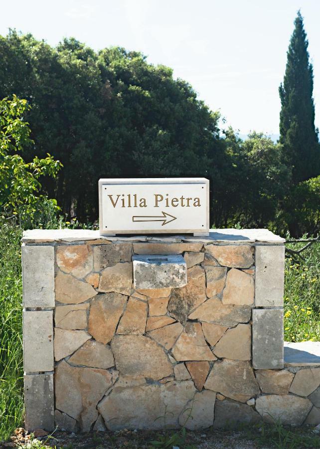 Villa Pietra Selca  エクステリア 写真